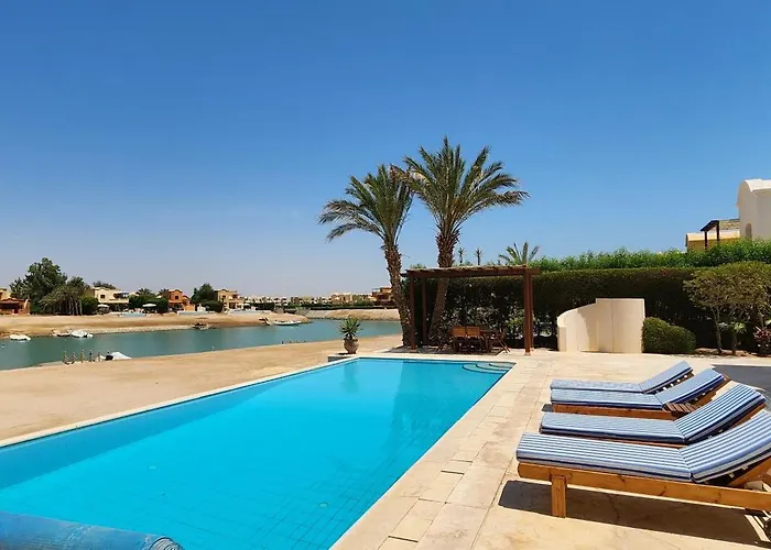 Nayah Stays, Lagoons Beach, Paradise 3 Ensuite With Private Pool