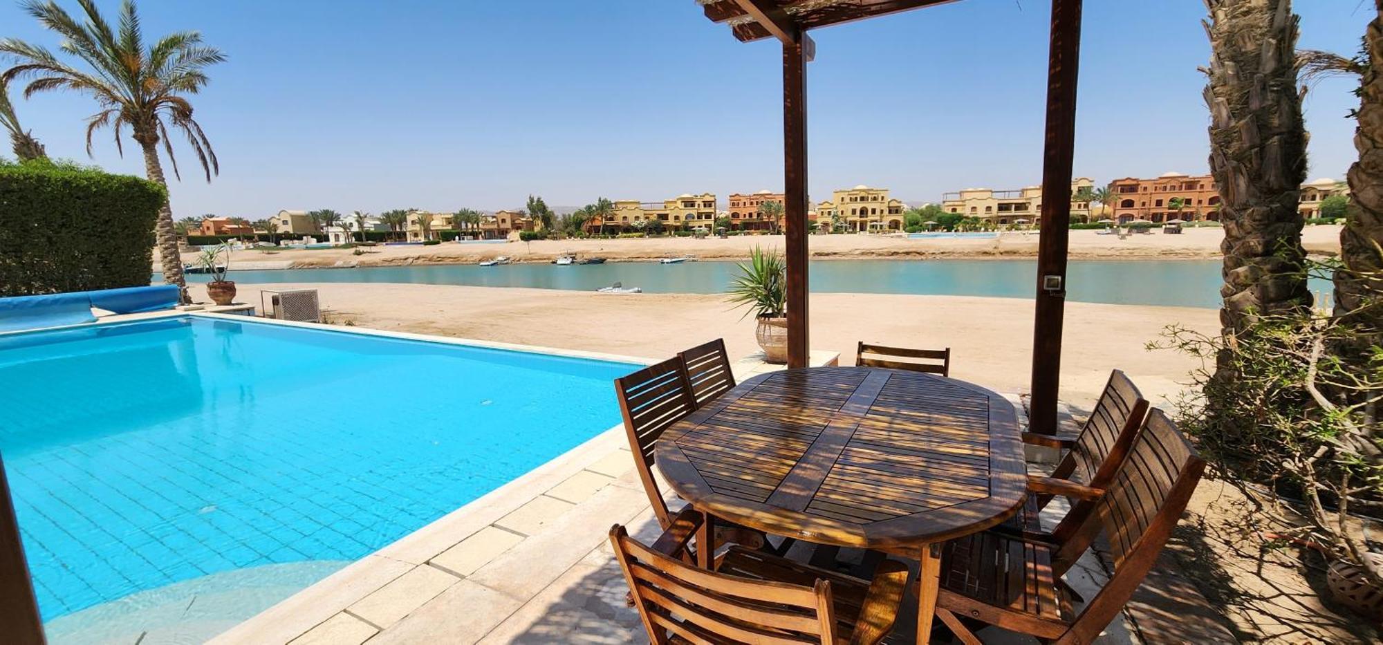 Vila Nayah Stays, Lagoons Beach, Paradise 3 Ensuite With Private Pool
